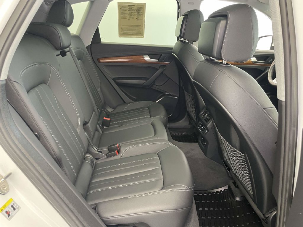 Certified 2023 Audi Q5 2.0T Premium w/ Convenience Package AWD/4WD image 22