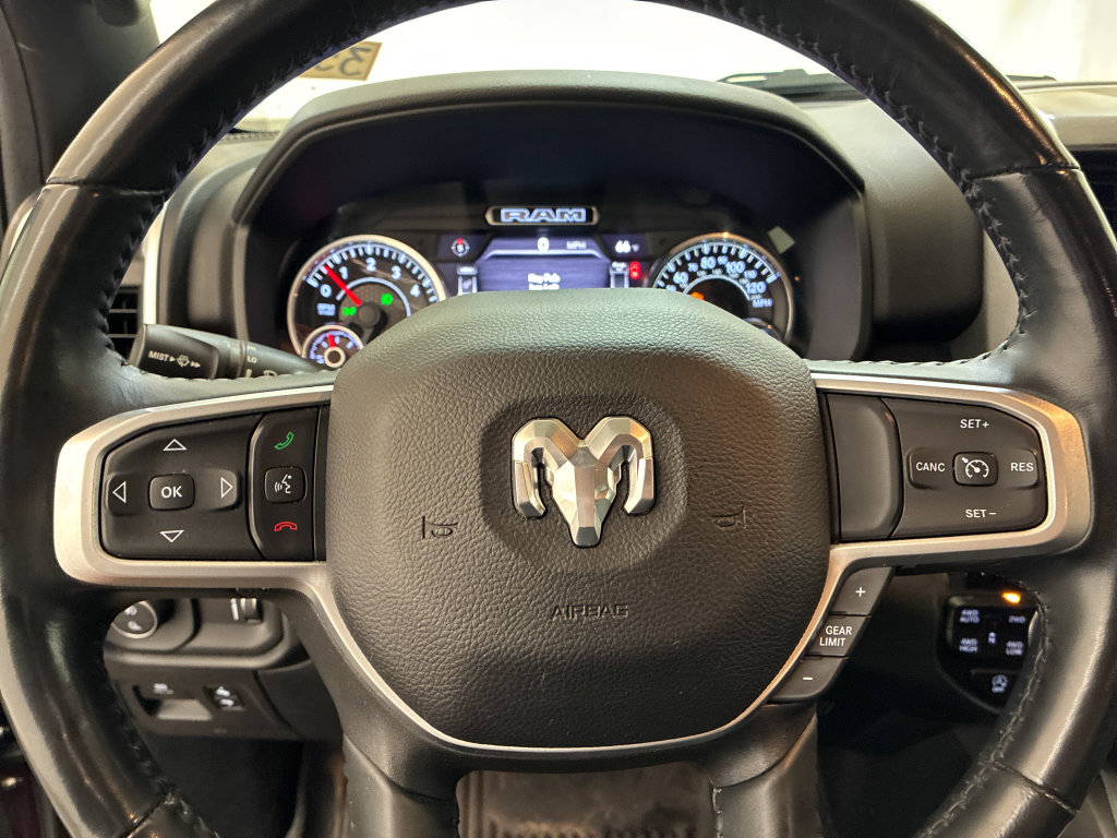 Used 2022 RAM 1500 Big Horn AWD/4WD image 11