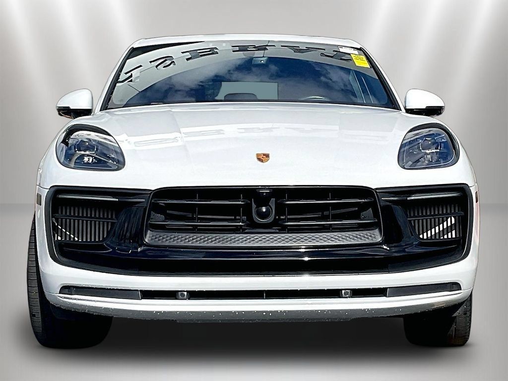 Used 2023 Porsche Macan GTS AWD/4WD image 2