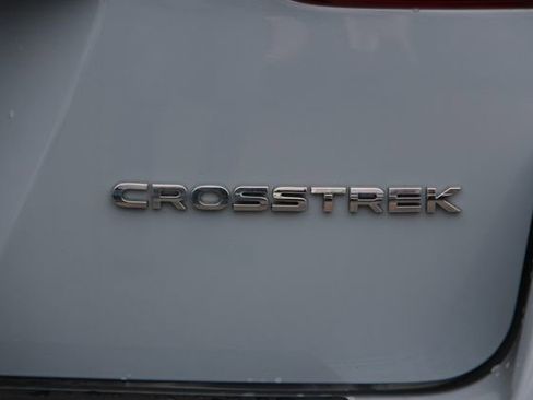 Used 2019 Subaru Crosstrek 2.0i Limited w/ Moonroof Package w/Navigation image 10