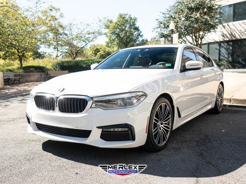 Used 2019 BMW 540i w/ M Sport Package image 3