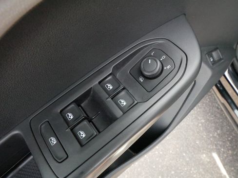 Used 2023 Volkswagen Taos S AWD/4WD image 19