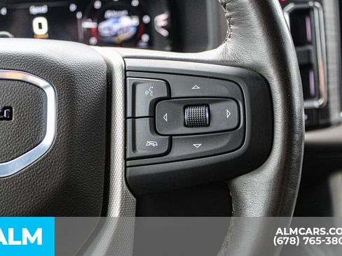 Used 2024 GMC Yukon Denali image 30