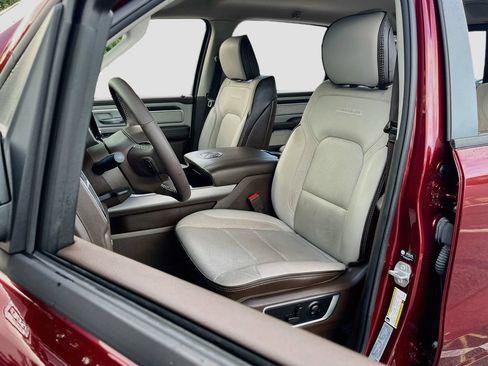 Used 2025 RAM 1500 Laramie w/ Advanced Safety Group II AWD/4WD image 22