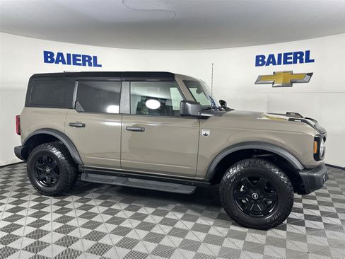 Used 2025 Ford Bronco Big Bend w/ Black Diamond Package AWD/4WD image 6
