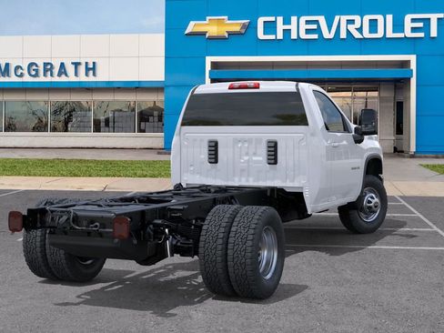 New 2026 Chevrolet Silverado 3500 W/T w/ WT Convenience Package image 4