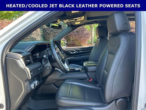 Used 2024 GMC Yukon Denali AWD/4WD image 5
