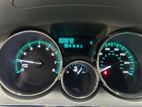 Used 2017 Buick Enclave Leather AWD/4WD image 13