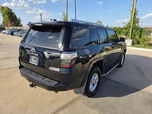 Used 2016 Toyota 4Runner SR5 Premium AWD/4WD image 36