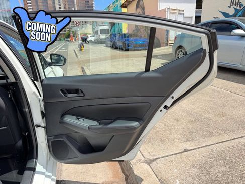 Used 2025 Nissan Altima 2.5 SV FWD image 17