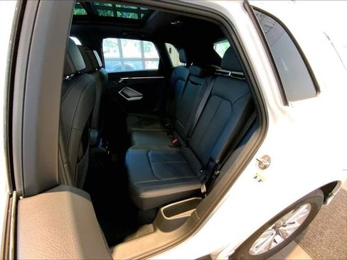 Used 2025 Audi Q3 2.0T Premium w/ Convenience Package AWD/4WD image 23