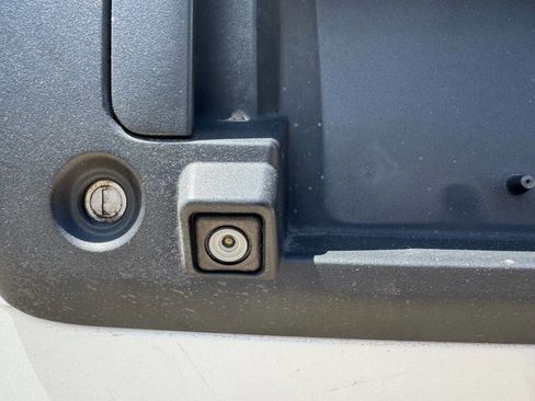 Used 2013 Chevrolet Express 2500 RWD image 10