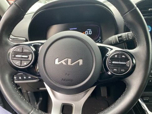 Used 2023 Kia Soul EX FWD image 14