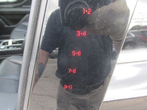 Used 2022 Lincoln Corsair AWD w/ Premium Package image 30