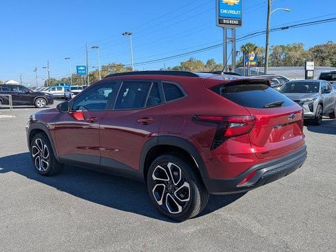 Used 2024 Chevrolet Trax RS w/ Sunroof Package image 6