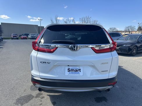 Used 2019 Honda CR-V Touring image 9