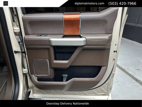 Used 2018 Ford F150 King Ranch w/ Equipment Group 601A Luxury image 24