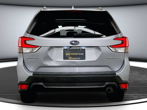 Used 2021 Subaru Forester Limited w/ Popular Package #3 AWD/4WD image 5