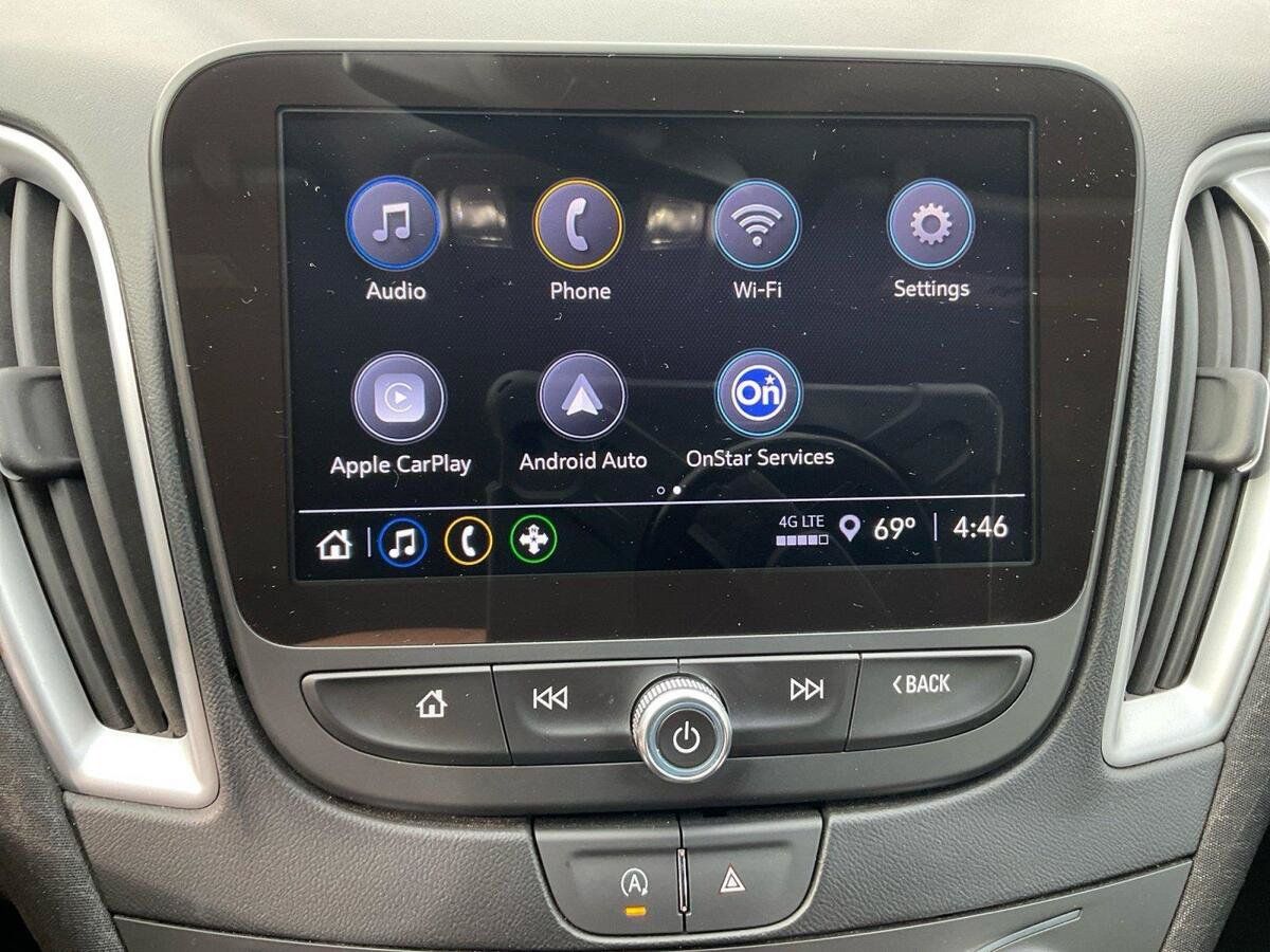Used 2024 Chevrolet Malibu LS FWD image 18