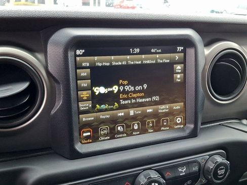 Used 2021 Jeep Wrangler Willys image 17