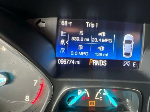 Used 2017 Ford Escape Titanium w/ Equipment Group 301A AWD/4WD image 60