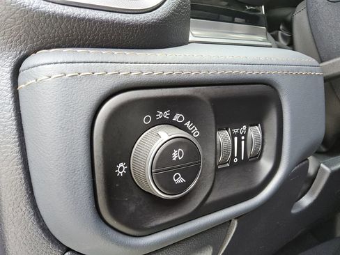 Certified 2025 RAM 1500 Tungsten w/ Trailer Tow Group AWD/4WD image 30