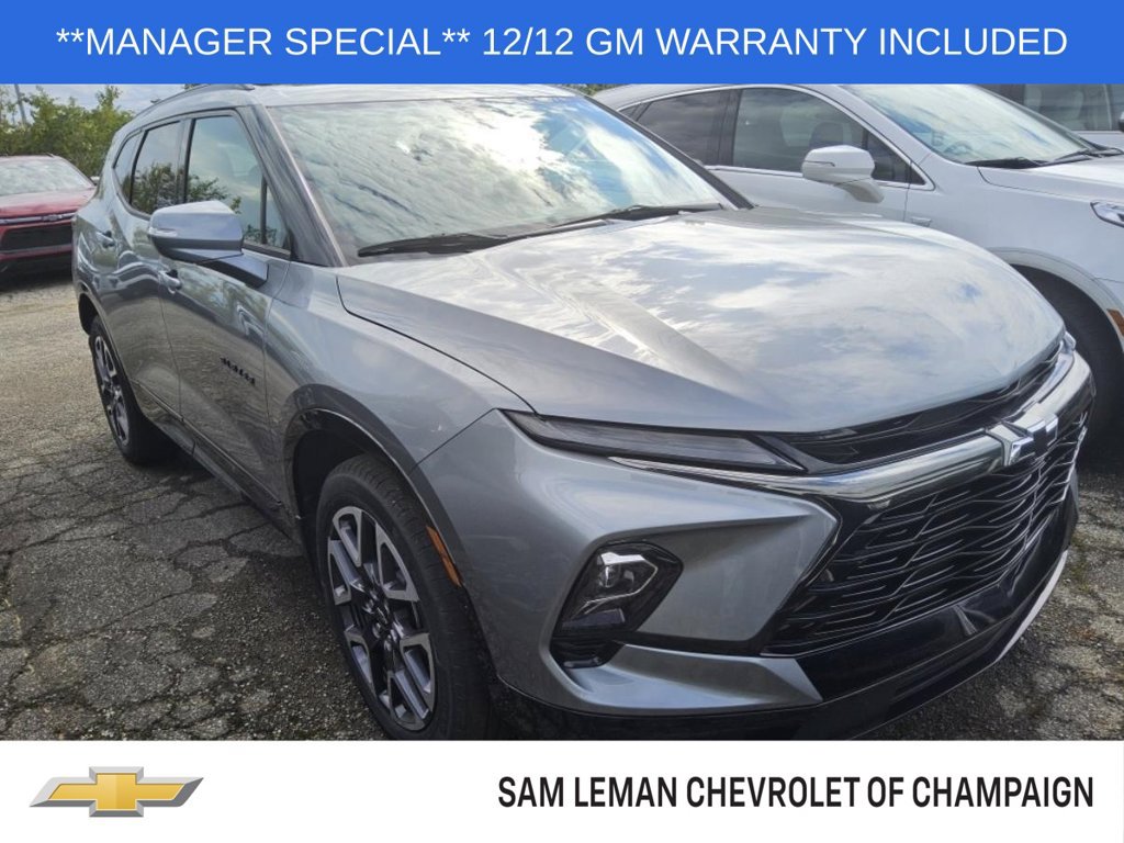 Used 2025 Chevrolet Blazer RS w/ Driver Confidence II Package AWD/4WD image 1