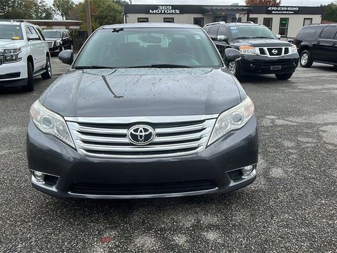 Used 2012 Toyota Avalon image 2