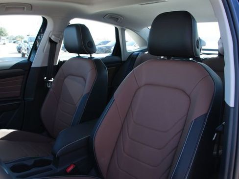 New 2026 Volkswagen Jetta SEL image 11