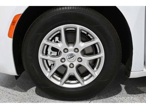 Used 2024 Chrysler Voyager LX FWD image 12