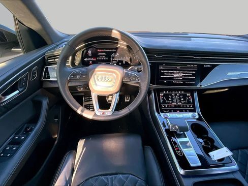 Used 2024 Audi SQ8 Prestige AWD/4WD image 6
