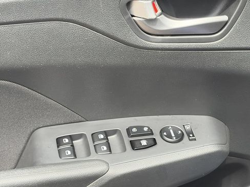 Used 2022 Hyundai Accent SE FWD image 20