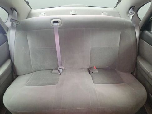 Used 2006 Ford Taurus SE FWD image 18