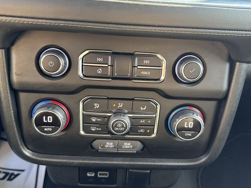 Used 2022 Chevrolet Tahoe LS image 26