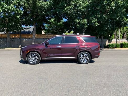Used 2022 Hyundai Palisade Calligraphy w/ Cargo Package AWD/4WD image 2