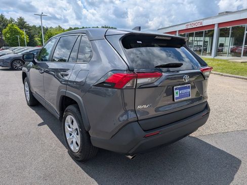 Used 2023 Toyota RAV4 LE FWD image 3
