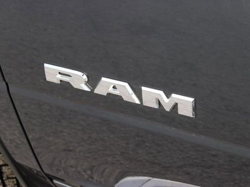 Used 2026 RAM 2500 Big Horn AWD/4WD image 17