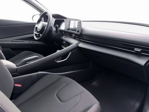 New 2026 Hyundai Elantra Sport FWD image 15