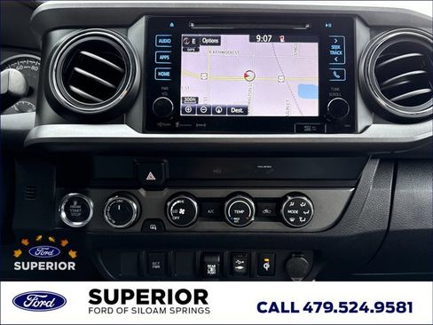 Used 2019 Toyota Tacoma TRD Off-Road image 16