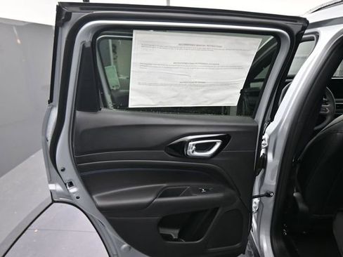 New 2026 Jeep Compass Latitude AWD/4WD image 26
