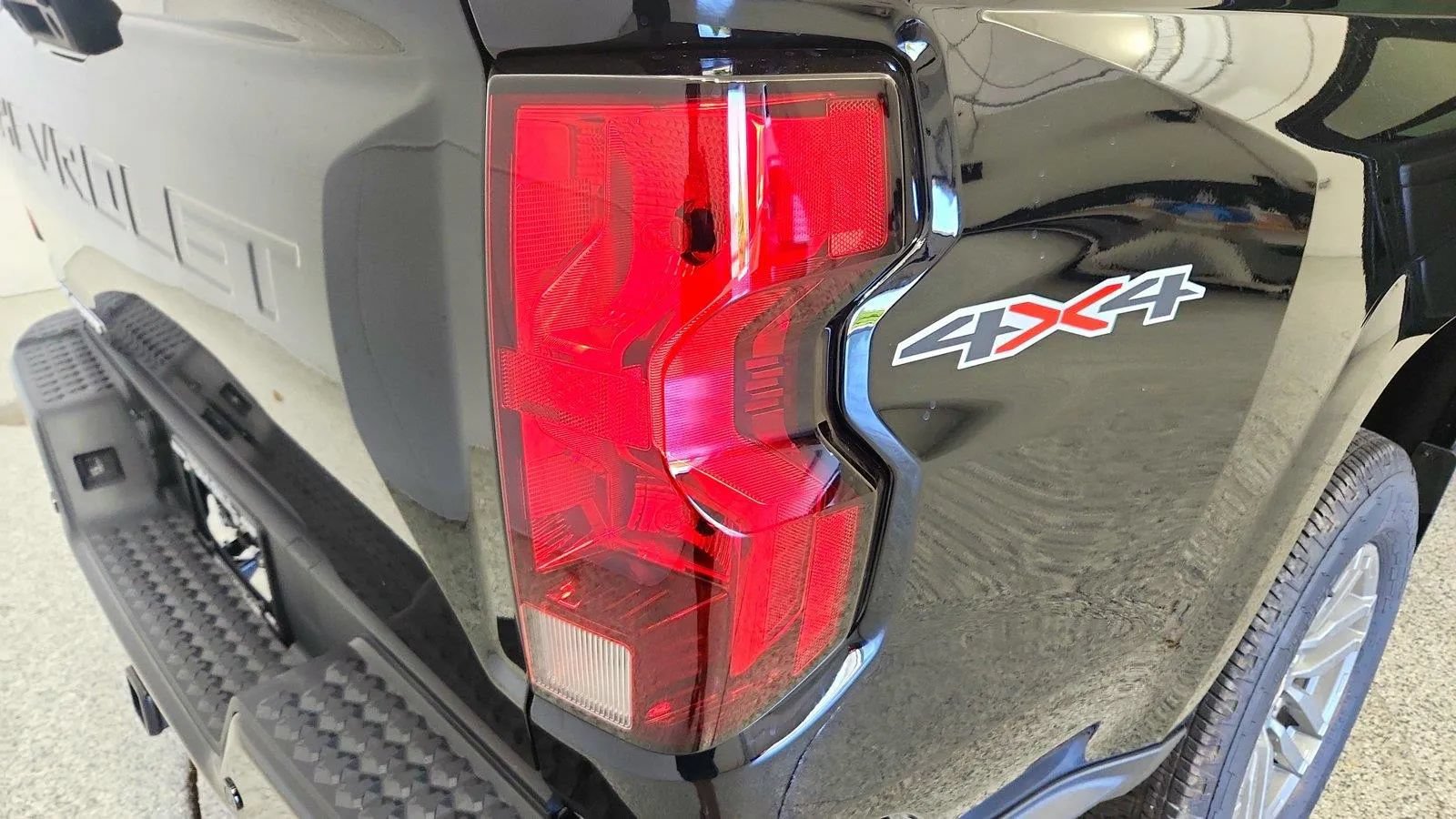 New 2026 Chevrolet Colorado LT w/ Advanced Trailering Package AWD/4WD image 32