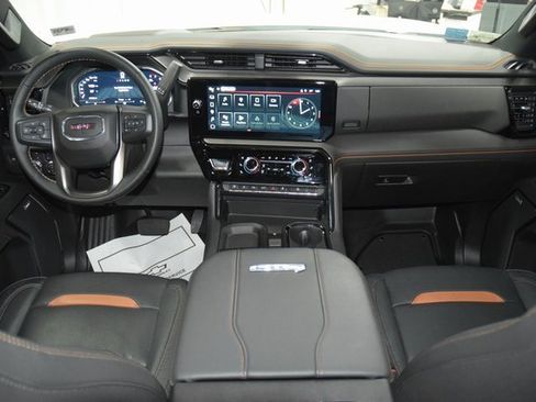 Used 2024 GMC Sierra 2500 AT4 w/ AT4 Premium Plus Package image 33