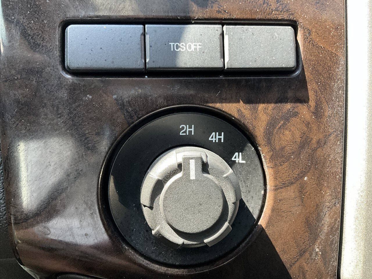 Used 2016 Ford F350 Platinum AWD/4WD image 29