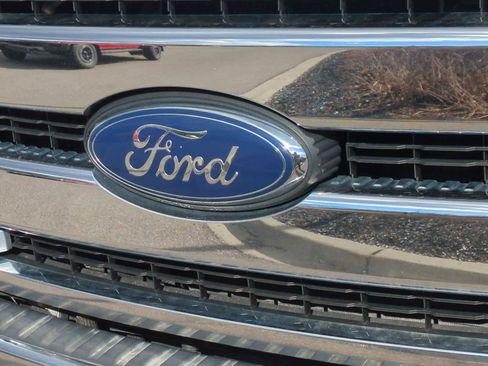 Used 2014 Ford F250 Lariat w/ Lariat Ultimate Package image 12