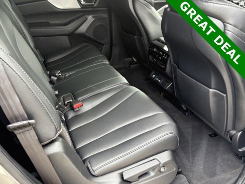 Used 2024 Acura MDX FWD image 37