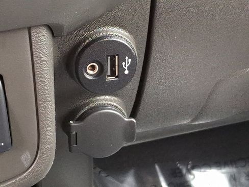 Used 2019 Nissan Frontier PRO-4X image 25