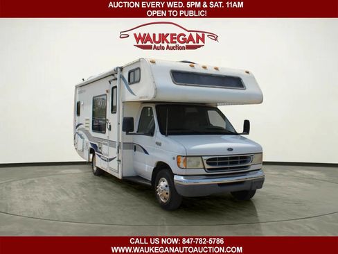 Used 2000 Ford E-350 and Econoline 350 Super Duty RWD image 3