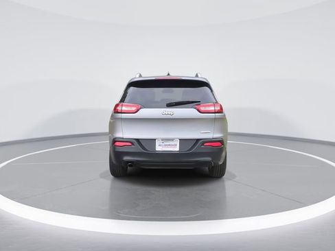 Used 2014 Jeep Cherokee Latitude FWD image 7