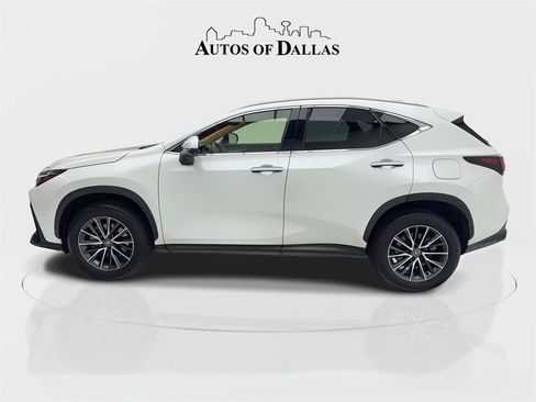 Used 2025 Lexus NX 250 FWD w/ Premium Package image 6