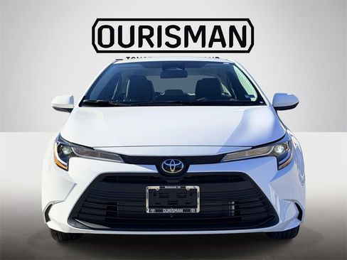 Used 2026 Toyota Corolla LE image 24